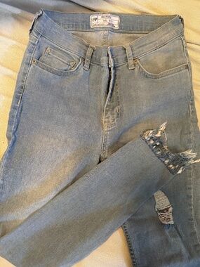 Free People W27 Distressed Skinny Jeans Light Wash Fringe Raw Hem